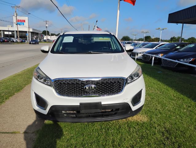 2017 Kia Sorento 2.4L LX