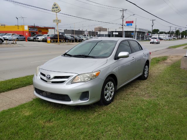 2011 Toyota Corolla LE