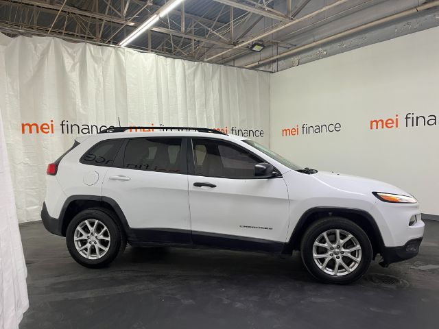 2017 Jeep Cherokee Sport FWD
