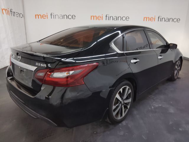 2017 Nissan Altima 3.5 SR