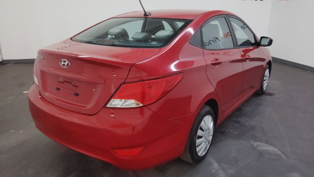 2017 Hyundai Accent SE 4-Door 6A