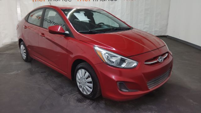 2017 Hyundai Accent SE 4-Door 6A
