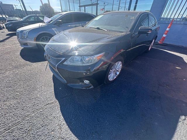 2013 Lexus ES 350 4D SEDAN