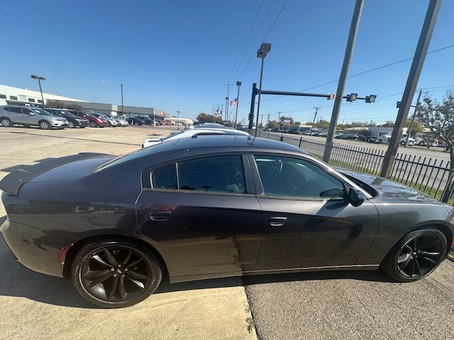 2018 Dodge Charger SXT RWD