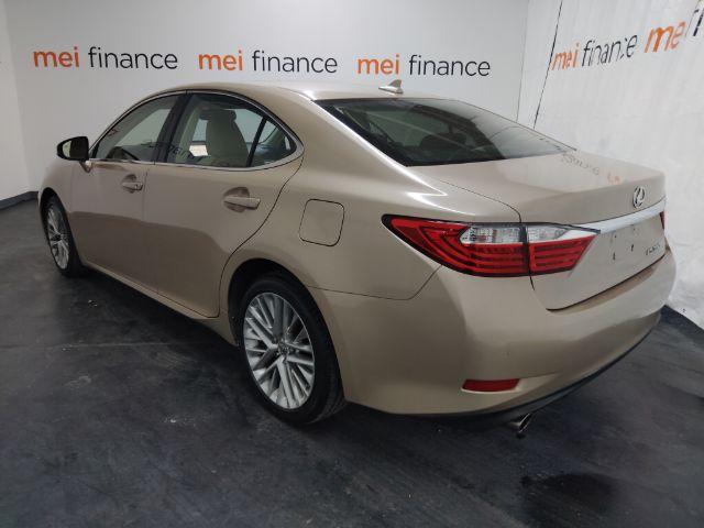 2013 Lexus ES 350 4D SEDAN