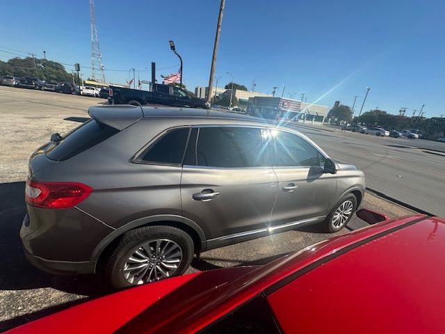 2016 Lincoln MKX Select