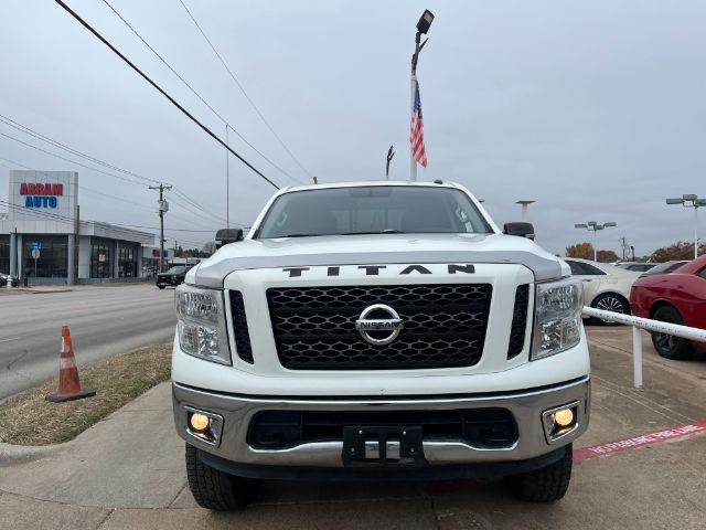 2019 Nissan Titan SV Crew Cab 4WD