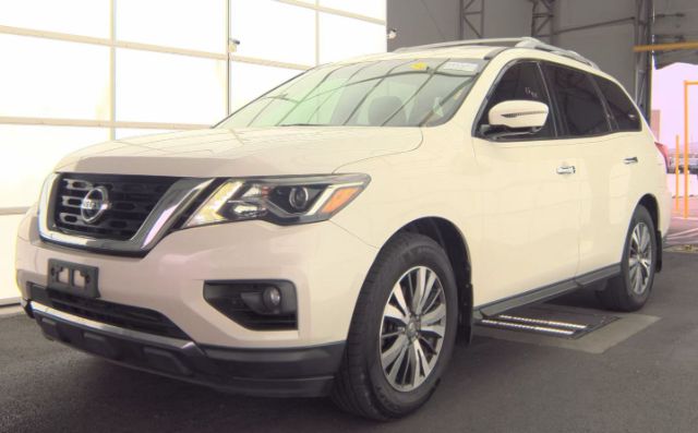 2017 Nissan Pathfinder SL