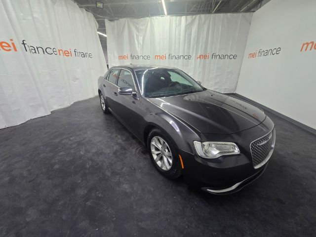 2018 Chrysler 300 Touring