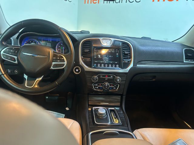 2017 Chrysler 300 Limited