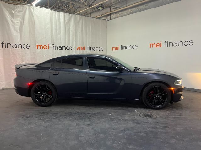 2017 Dodge Charger SE RWD