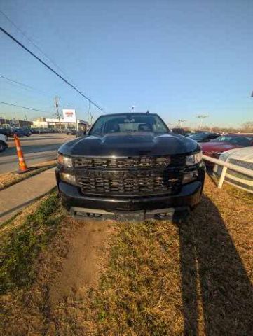 2020 Chevrolet Silverado 1500 4WD Crew Cab Short Bed Custom | 4WD Crew Cab Standard Bed Custom