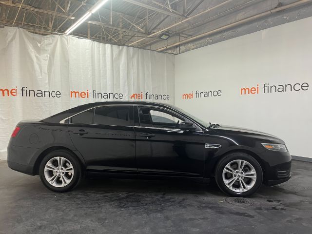 2016 Ford Taurus SEL