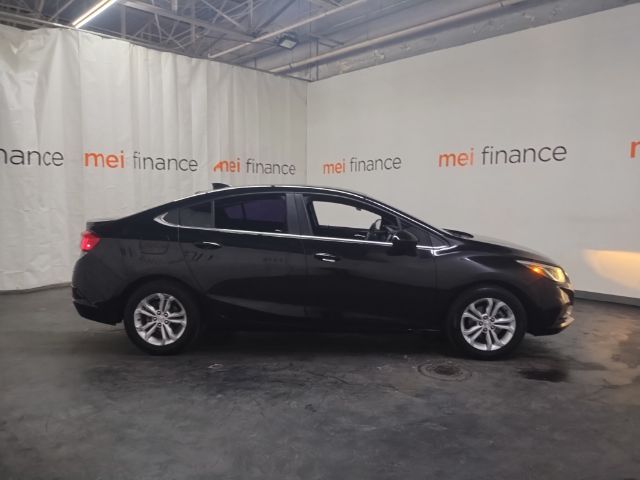 2019 Chevrolet Cruze LT Auto