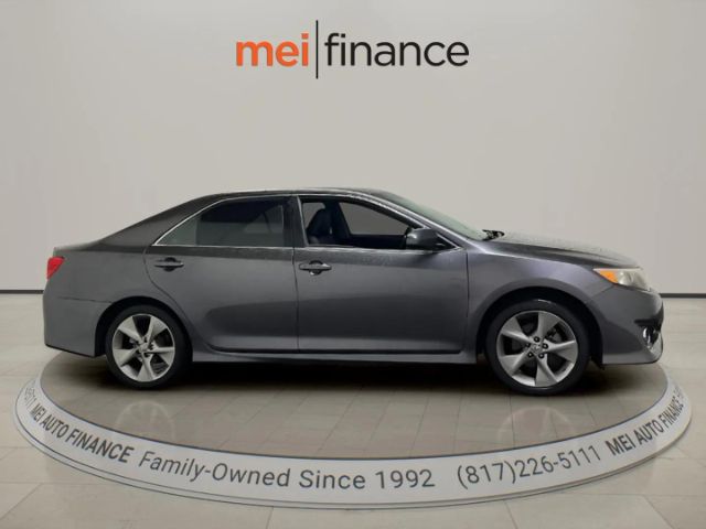 2014 Toyota Camry SE Sport