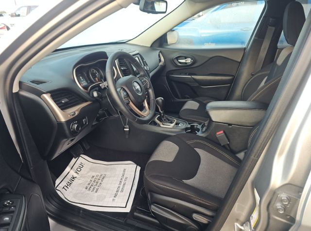 2016 Jeep Cherokee Altitude