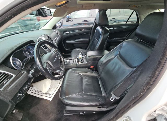 2016 Chrysler 300 Limited AWD
