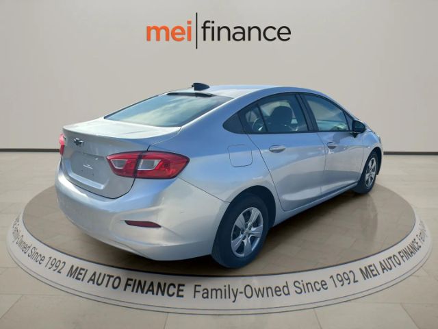 2018 Chevrolet Cruze LS Auto