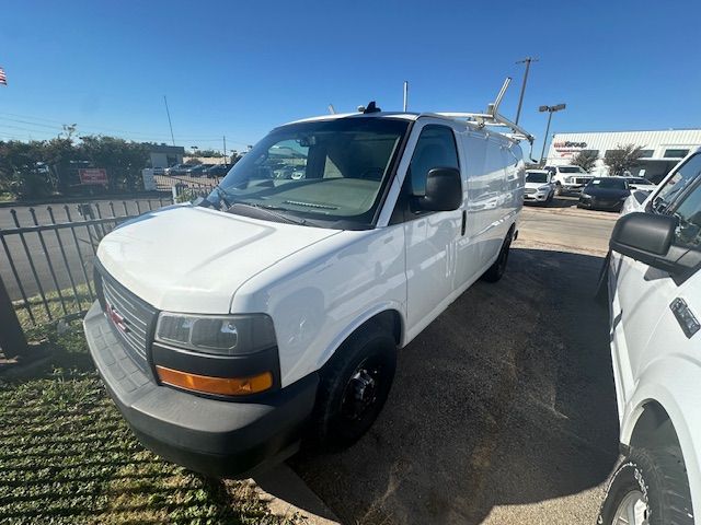2019 GMC Savana 2500's photo