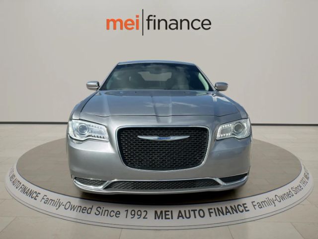 2016 Chrysler 300 Limited