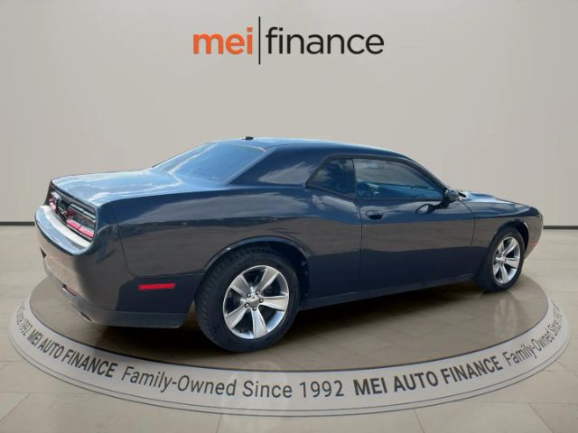 2016 Dodge Challenger SXT