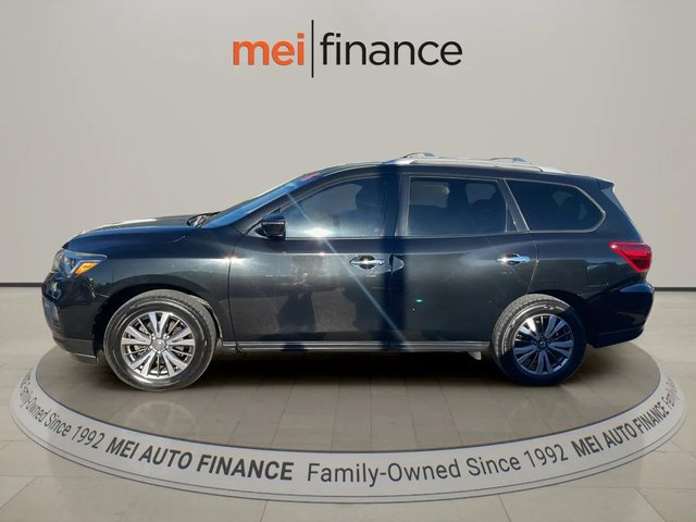 2019 Nissan Pathfinder SV