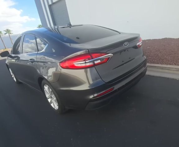 2020 Ford Fusion SE