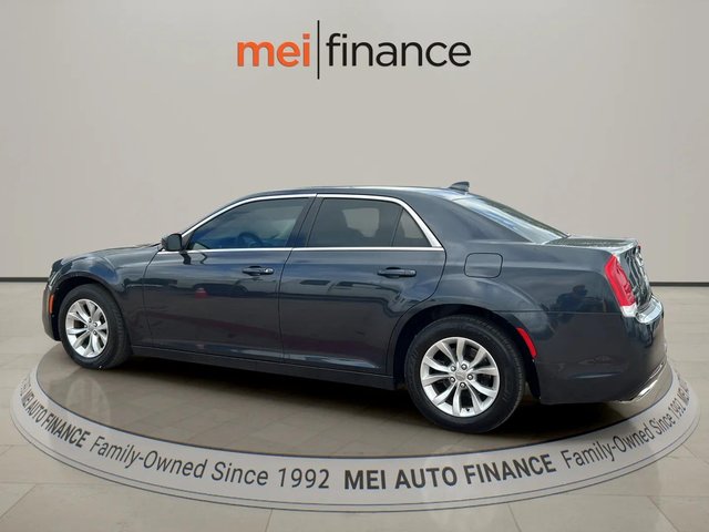 2019 Chrysler 300 Touring