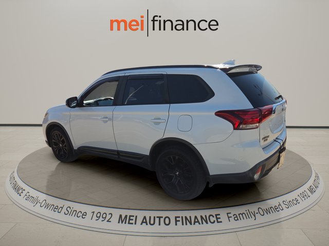 2018 Mitsubishi Outlander LE