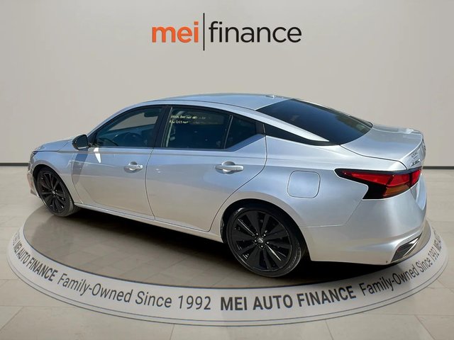 2020 Nissan Altima SR FWD